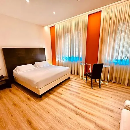 Otel Pex 4*